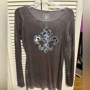 Gray Long Sleeve Top with Fleur-de-Lis Design